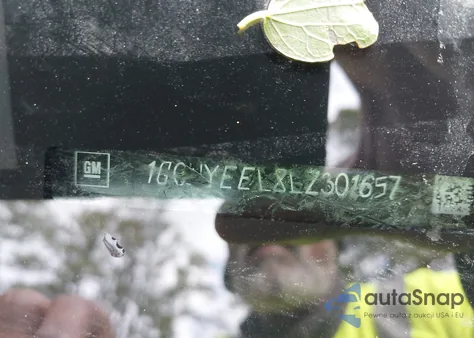 2020 Chevrolet Silverado 1500 4Wd Short Bed Rst from USA, damaged, VIN 1GCUYEEL8LZ301657